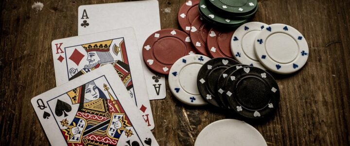 The Growing Popularity of Online Casinos: Reasons Why More People Are Seeking Their Luck Online